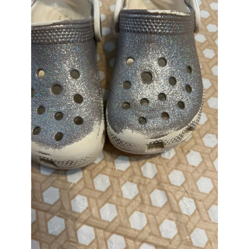 Crocs Kid's Silver Metallic Shoes Size C10‎